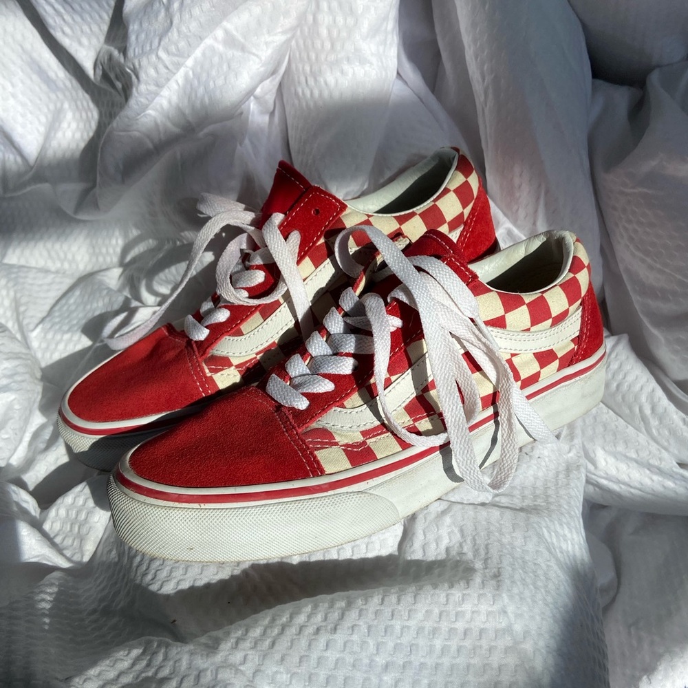 red checkered vans